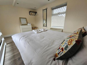 1 Bed House Luton town center